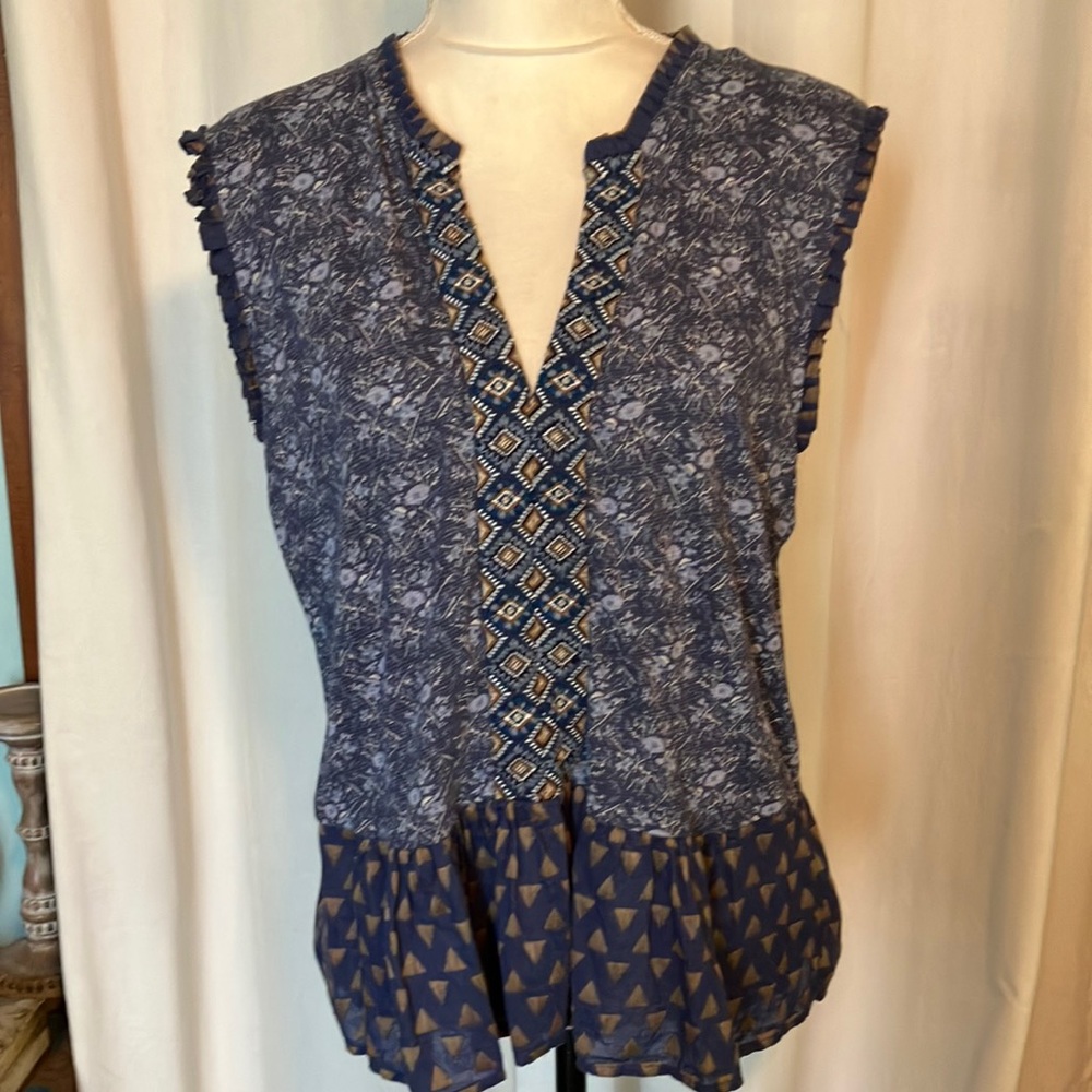 Lucky Brand size large sleeveless top